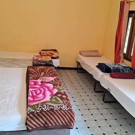 Blue Sky Homestay 克久拉霍 外观 照片